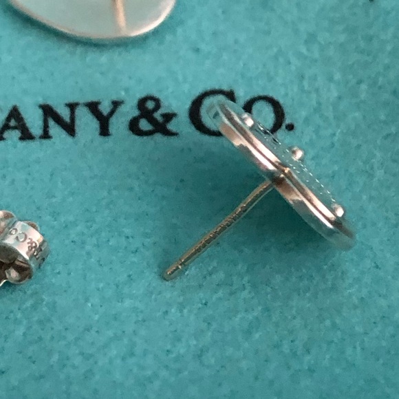 Tiffany & Co. Love Earrings - Picture 6 of 8